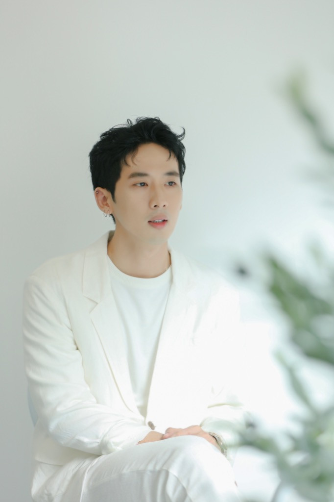 Tuấn Trần tiết lộ chi phí thực hiện MV mới “Anh không thể” có giá chỉ 0 đồng ảnh 1