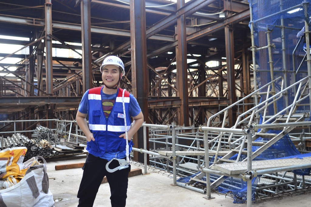 Theo chân Hamlet Trương khám phá ga ngầm siêu hiện đại của tuyến Metro số 1 ở TP.HCM ảnh 1