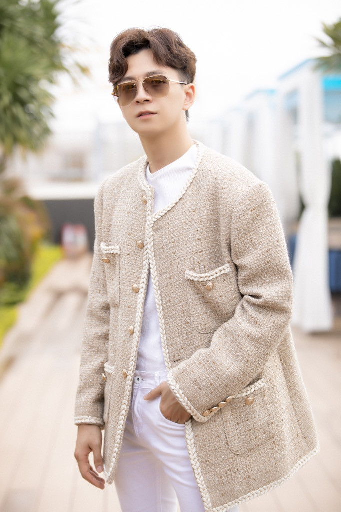 Ngô Kiến Huy “lôi kéo” dàn sao Việt siêu xịn Đông Nhi, Huỳnh Lập, Khả Như vào MV mới ảnh 6