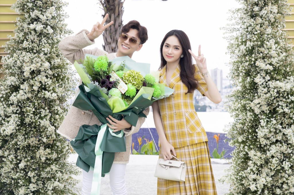 Ngô Kiến Huy “lôi kéo” dàn sao Việt siêu xịn Đông Nhi, Huỳnh Lập, Khả Như vào MV mới ảnh 4