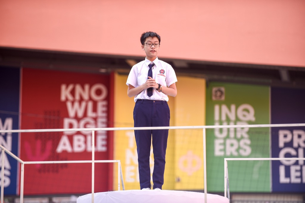 Con trai nuôi của Đàm Vĩnh Hưng xin lỗi bố và câu chuyện cảm động đằng sau ảnh 1