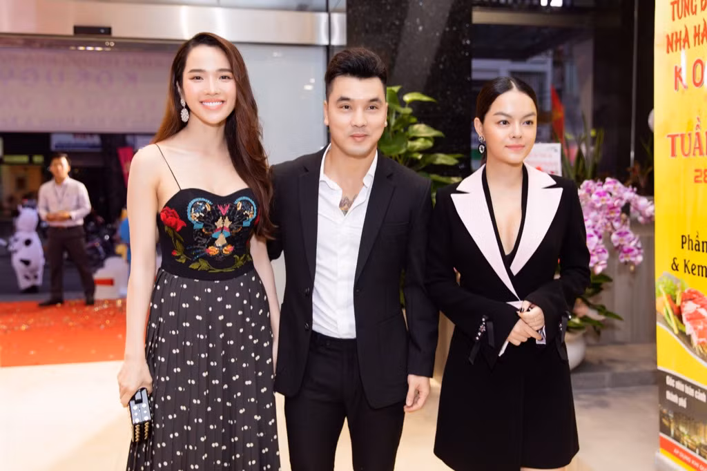 Bất ngờ trước mối quan hệ họ hàng của Phạm Quỳnh Anh và Hoa hậu Hà Kiều Anh ảnh 1