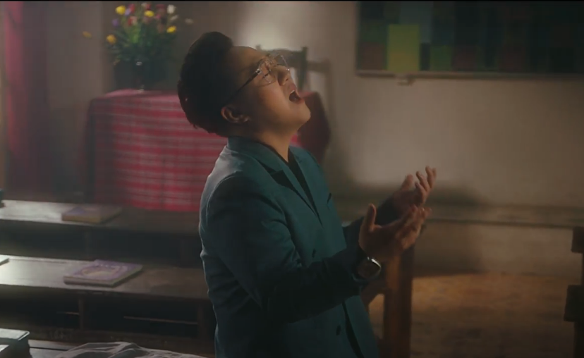 Không cần “mưa”, Trung Quân vẫn tạo màu sắc riêng cho âm nhạc của Vương Anh Tú ảnh 1