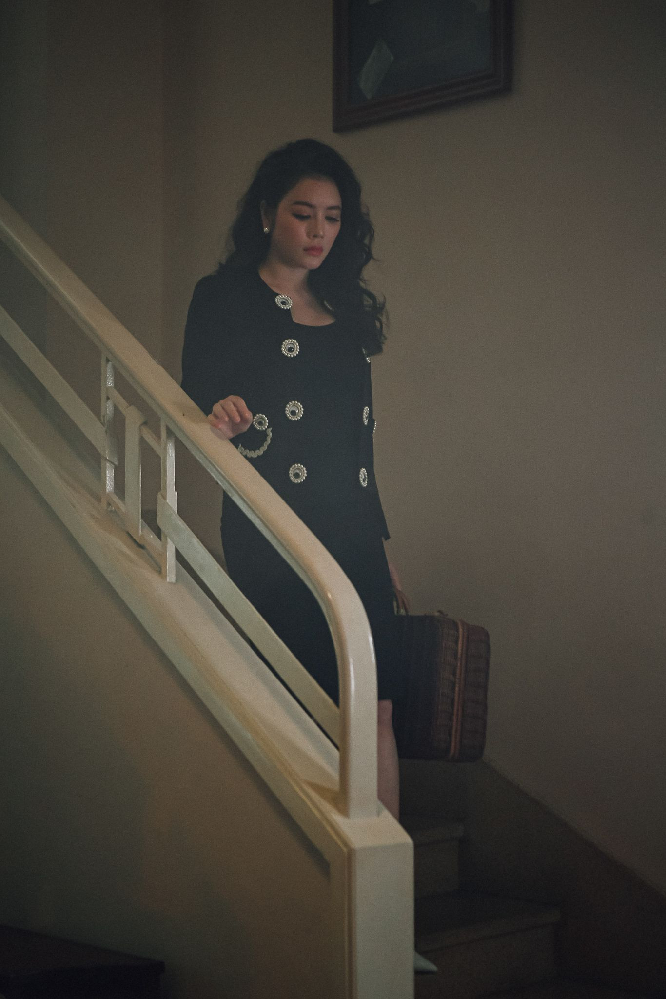 Lý Nhã Kỳ xuất hiện chớp nhoáng trong teaser MV kịch tính của Đàm Vĩnh Hưng ảnh 3