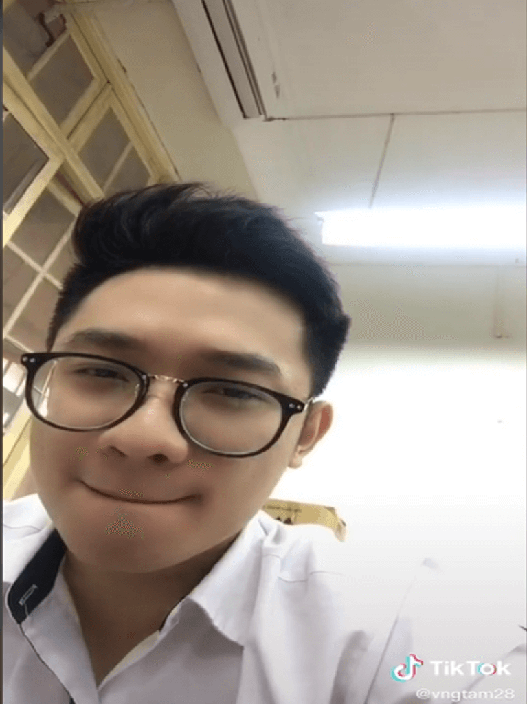 “Team nữ sinh” hào hứng khoe “mỹ nam lớp mình” không thua kém ai trên TikTok ảnh 3