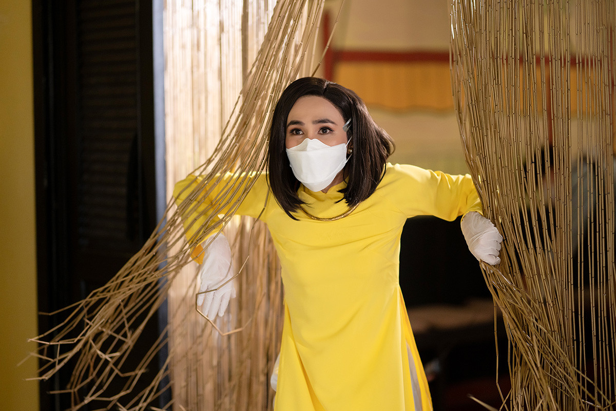 Huỳnh Lập cổ vũ tinh thần cách ly tại nhà bằng clip siêu hài hước “Đưa cô Vy đi” ảnh 1