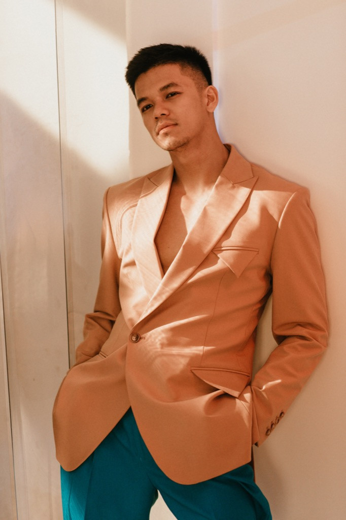 Trọng Hiếu sắm vai bad boy, đưa loạt xu hướng TikTok vào MV mới ảnh 3