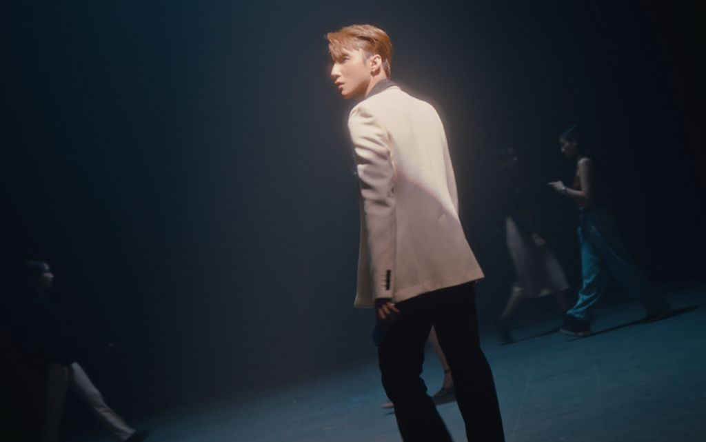 Sơn Tùng M-TP cực điển trai xuất hiện chớp nhoáng trong teaser của dự án truyền cảm hứng ảnh 2