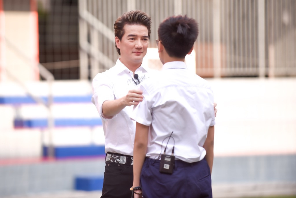 Con trai nuôi của Đàm Vĩnh Hưng xin lỗi bố và câu chuyện cảm động đằng sau ảnh 4