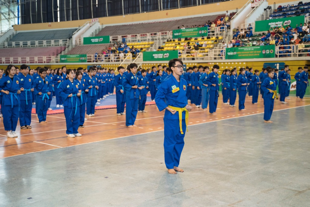 Hơn 1600 học sinh TP.HCM tham gia “đi đường quyền” trong Hội Khỏe Phù Đổng ảnh 3