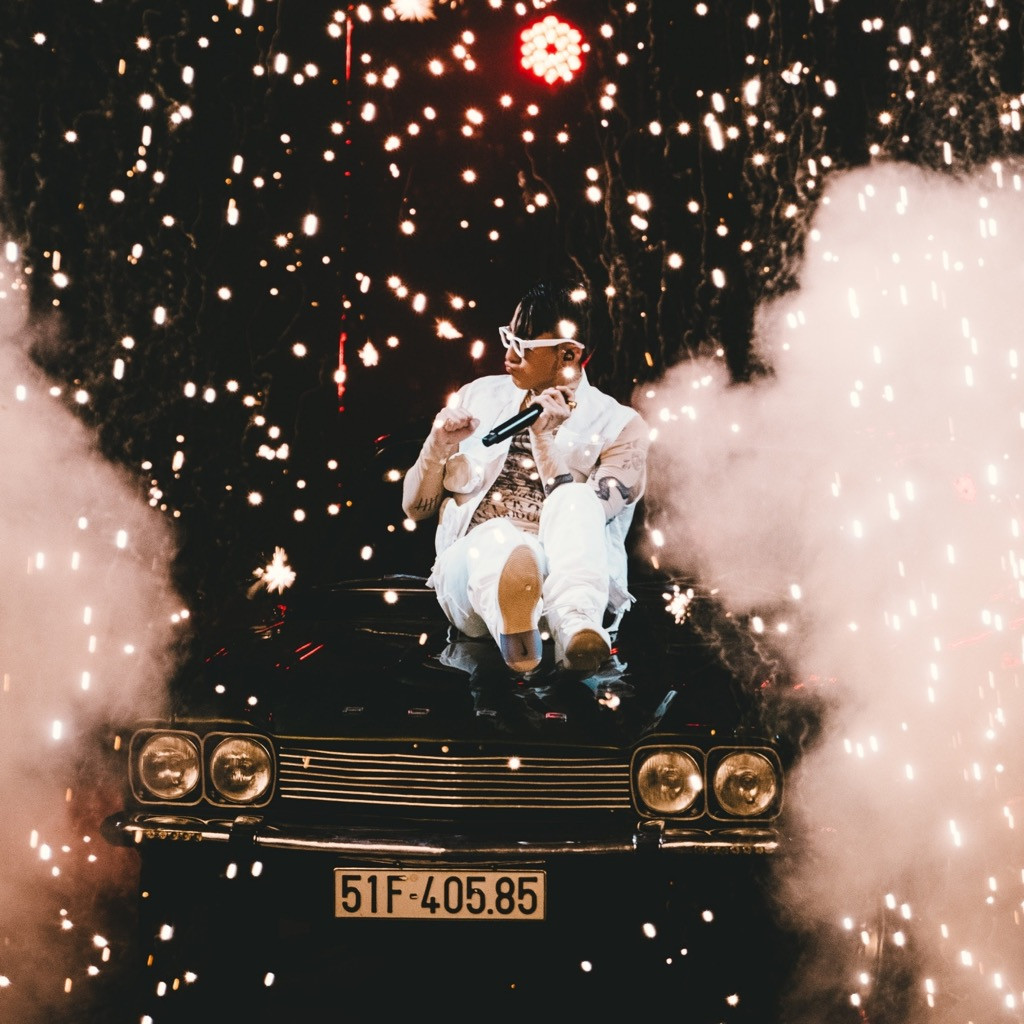 Sau 10 ngày, “SKY TOUR Movie” mang về cho Sơn Tùng M-TP hơn 11 tỷ đồng ảnh 1