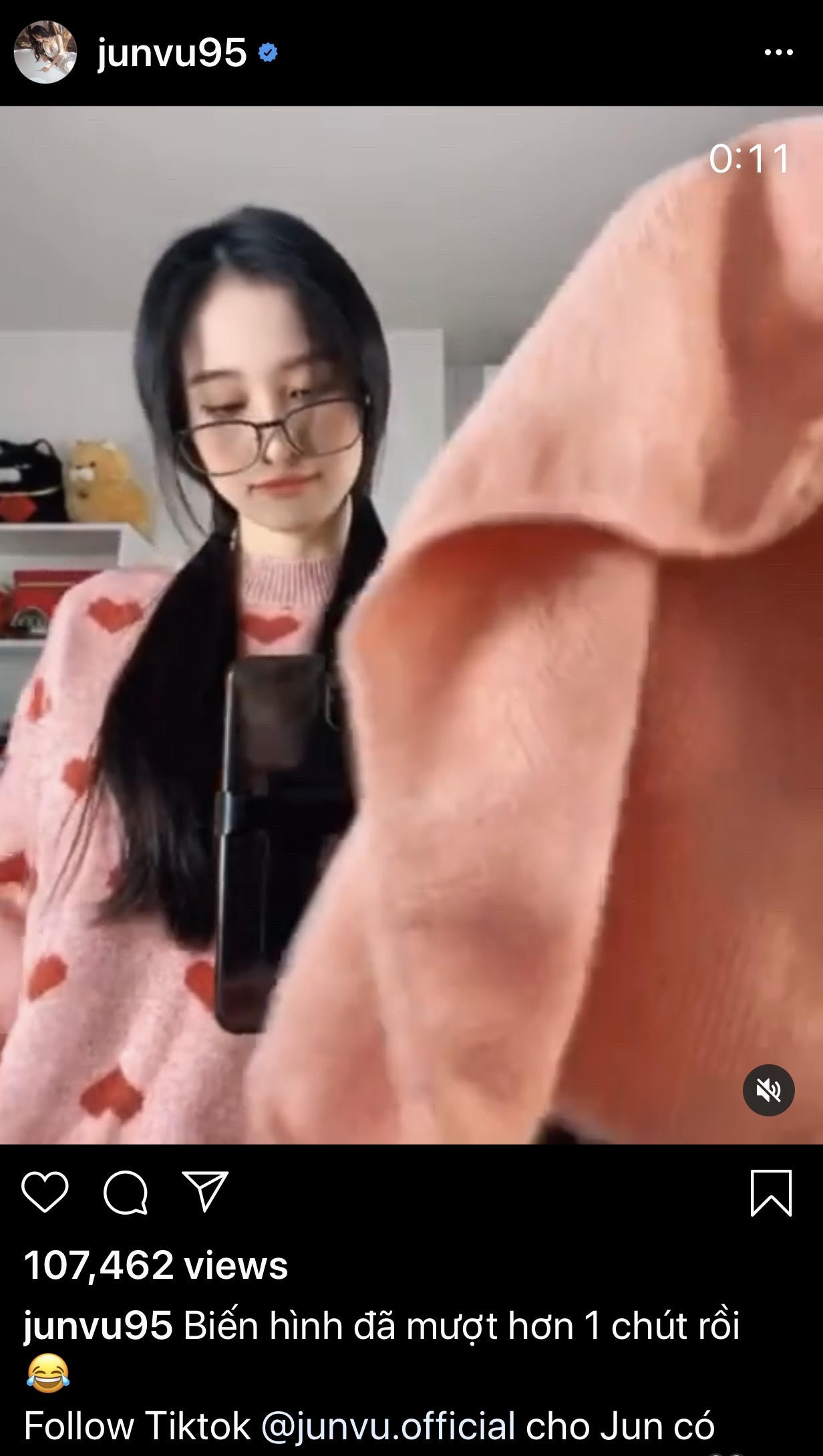 Sao Việt mùa cách ly: Jun Vũ “biến hình” cực xinh, “chị đại” Võ Hoàng Yến rời khu cách ly ảnh 1