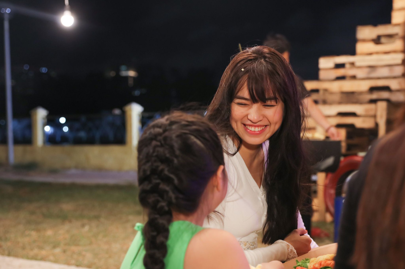 Tuấn Trần say nắng “Trà Long” Khánh Vân, gây hoang mang khi trở thành “bố trẻ” bất đắc dĩ ảnh 3