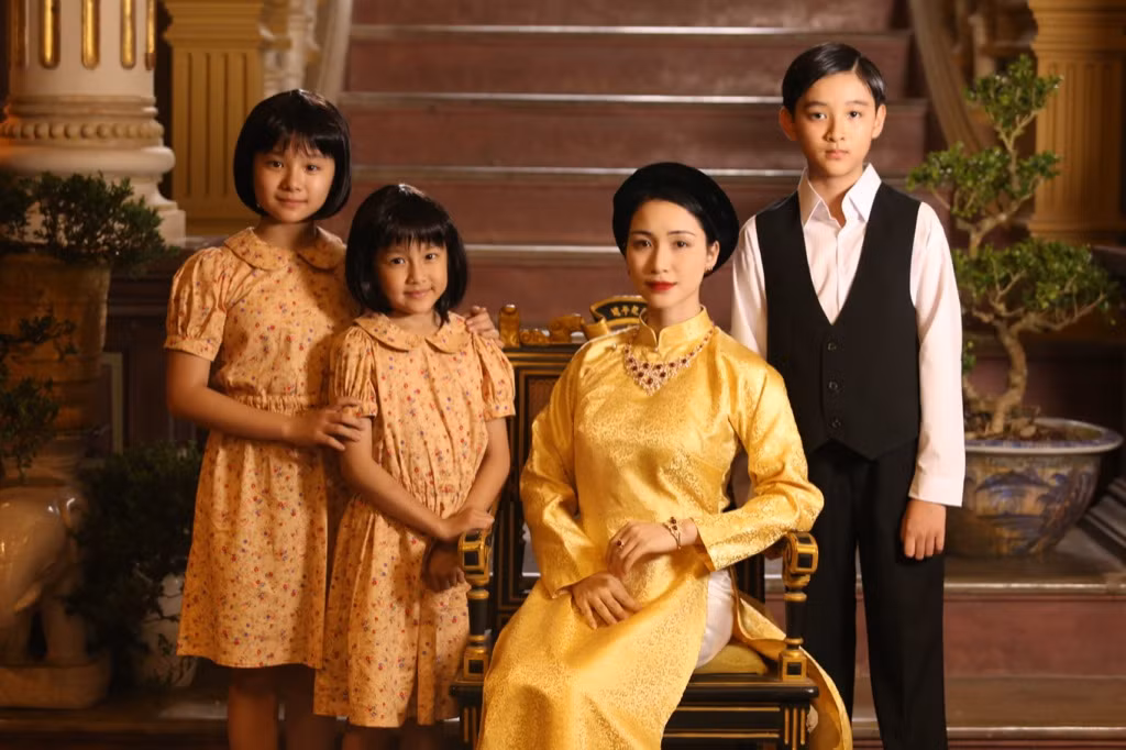 Những chuyện hậu kỳ chưa kể của MV triệu view “Không thể cùng nhau suốt kiếp” (Hòa Minzy) ảnh 9 Những chuyện hậu kỳ chưa kể của MV triệu view “Không thể cùng nhau suốt kiếp” (Hòa Minzy) ảnh 9