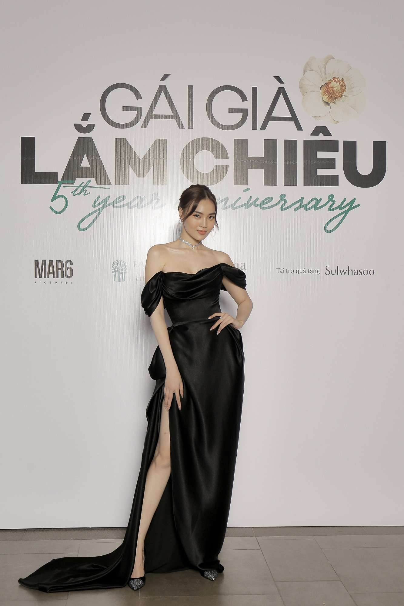 Dàn sao “Gái già lắm chiêu” Ninh Dương Lan Ngọc, Diễm My 9x hội ngộ tại Huế ảnh 4