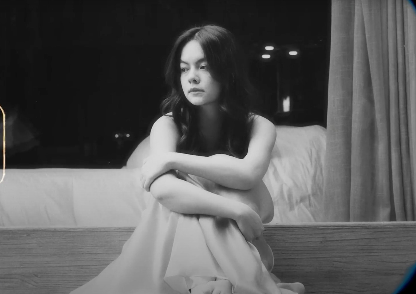 Phạm Quỳnh Anh và Hamlet Trương viết tiếp câu chuyện của series “Tình Yêu Cao Thượng” ảnh 5