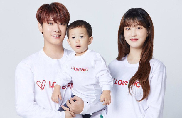 Gọi tên loạt nam thần tượng thanh xuân đã “yên bề gia thất” khiến fangirl tiếc nuối ảnh 8