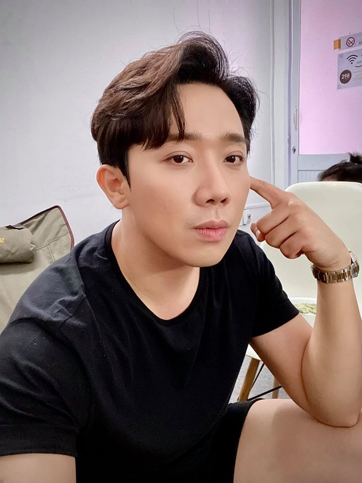 Sao Việt 24H: Lý Nhã Kỳ thắng “Ơn giời cậu đây rồi”, Hà Tăng khoe nhan sắc “hack” tuổi ảnh 8