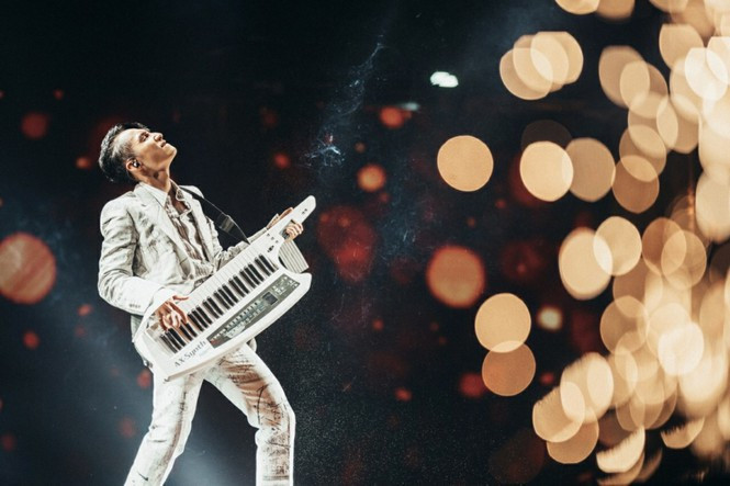 Sơn Tùng M-TP đưa “Sky Tour Movie” lên Netflix của hơn 190 nước với 10 lựa chọn ngôn ngữ ảnh 3