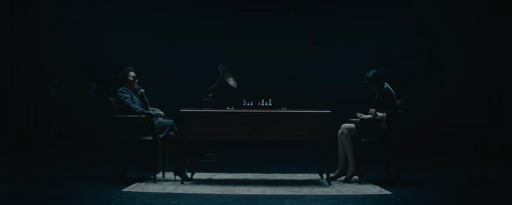 Loạt điểm “đáng ngờ” trong MV “Chúng Ta Của Hiện Tại”: Sơn Tùng đang giấu kín điều gì? ảnh 4