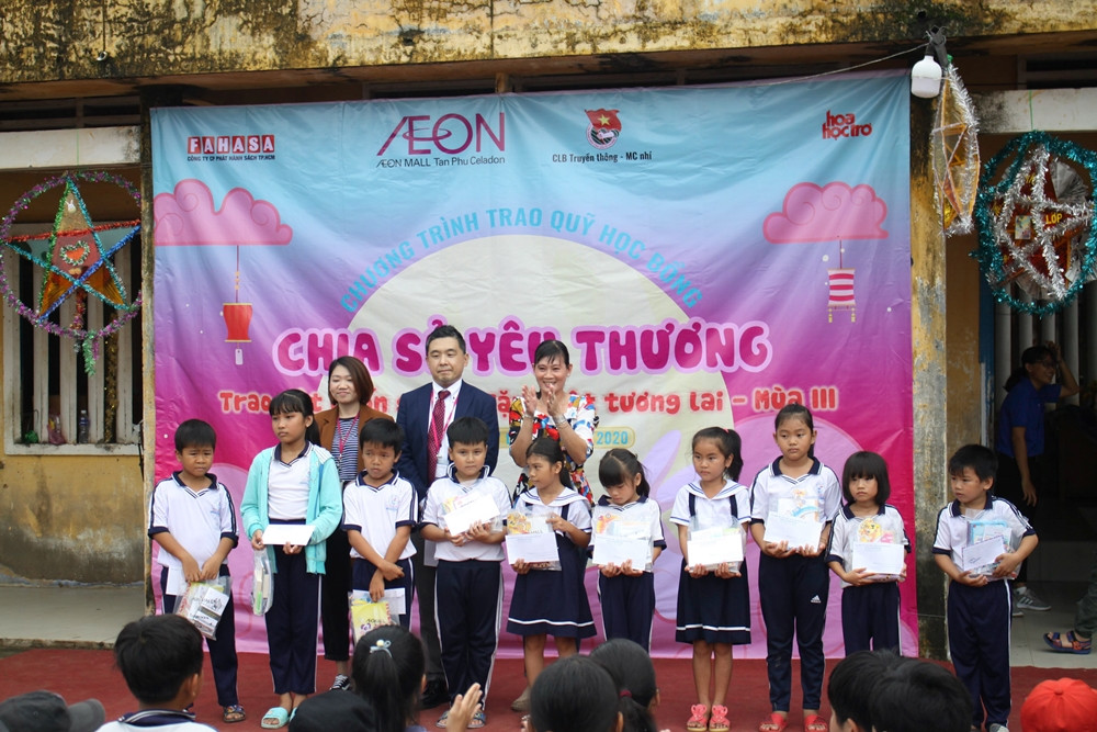 3 thư viện xanh với 3.000 cuốn sách đã mở cửa đón học sinh khó khăn tỉnh Bến Tre ảnh 6