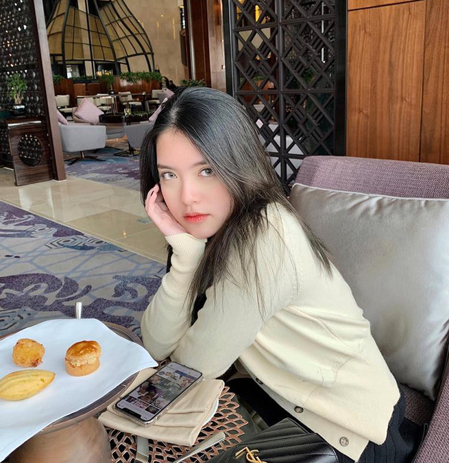 Lý do nào khiến 4 cô nàng du học sinh này sở hữu kênh YouTube hàng trăm nghìn subcriber? ảnh 7