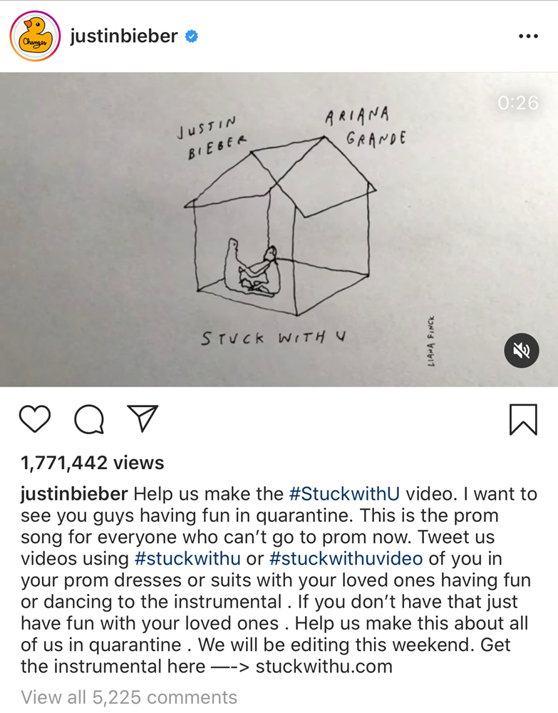 Ariana Grande song ca với Justin Bieber, Kendall Jenner thiết kế “áo chống dịch“ ảnh 2