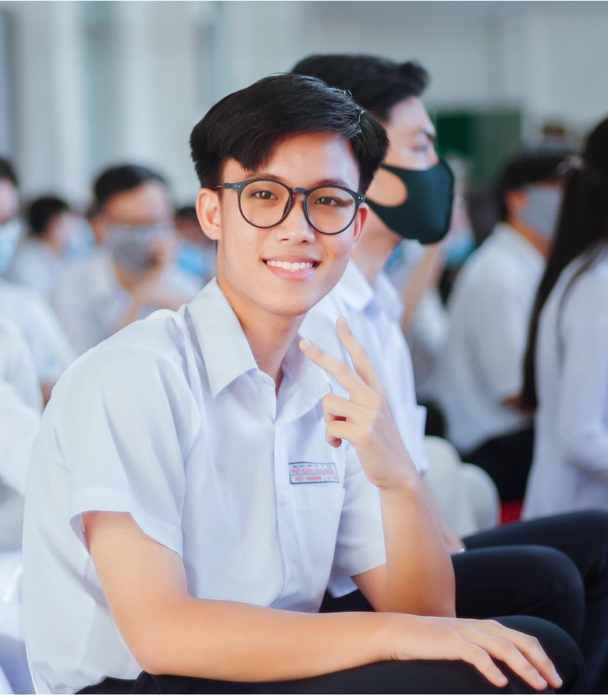 Nam sinh viết ca khúc về 13 chiến sĩ hi sinh ở Rào Trăng: Nhịn ăn để hoàn thành trong đêm ảnh 3