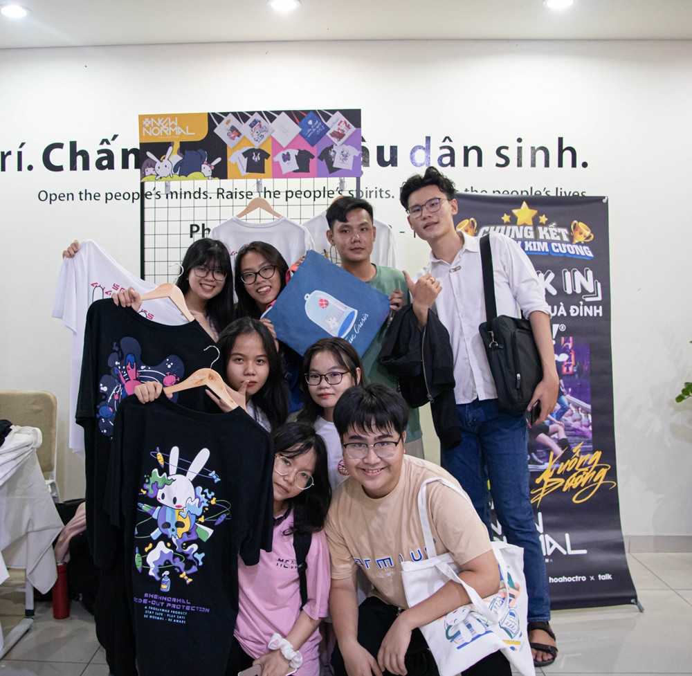 Sau khi hết “kẹt xe”, Kuboss (Rap Việt) liền “tấp vào lề” đeo khẩu trang vì nhân vật này! ảnh 10