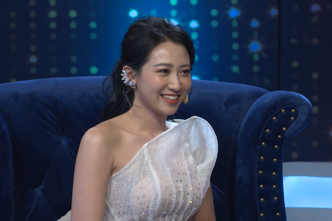 Nữ chính “Người Ấy Là Ai?” chia tay mối tình 3 năm vì yêu xa, Hương Giang đáp trả cực gắt ảnh 1