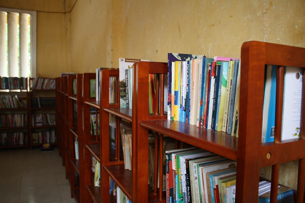 3 thư viện xanh với 3.000 cuốn sách đã mở cửa đón học sinh khó khăn tỉnh Bến Tre ảnh 9