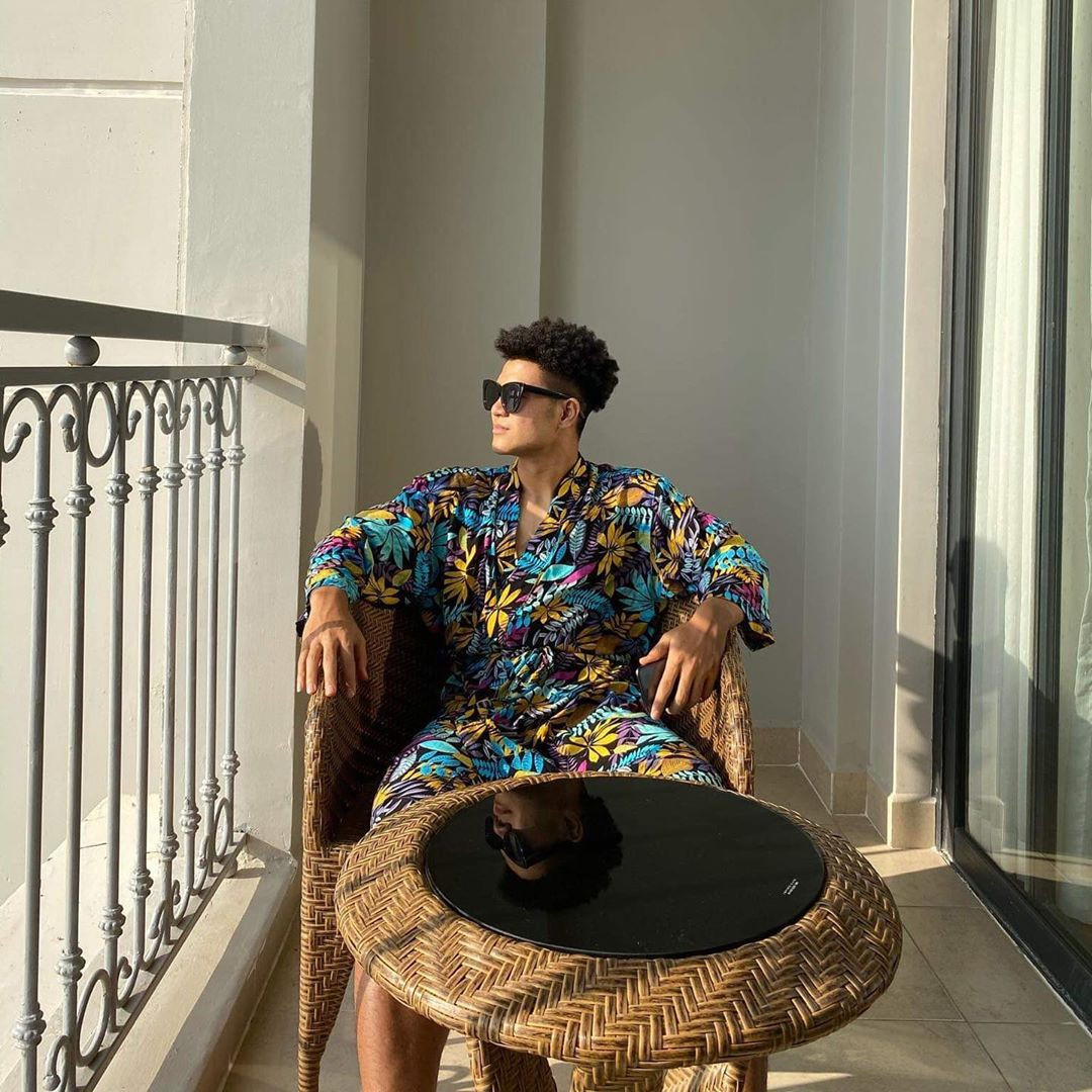 Văn Hậu, Đức Chinh và cầu thủ nữ Hoàng Thị Loan đua trend 'Mắt biếc' ảnh 2