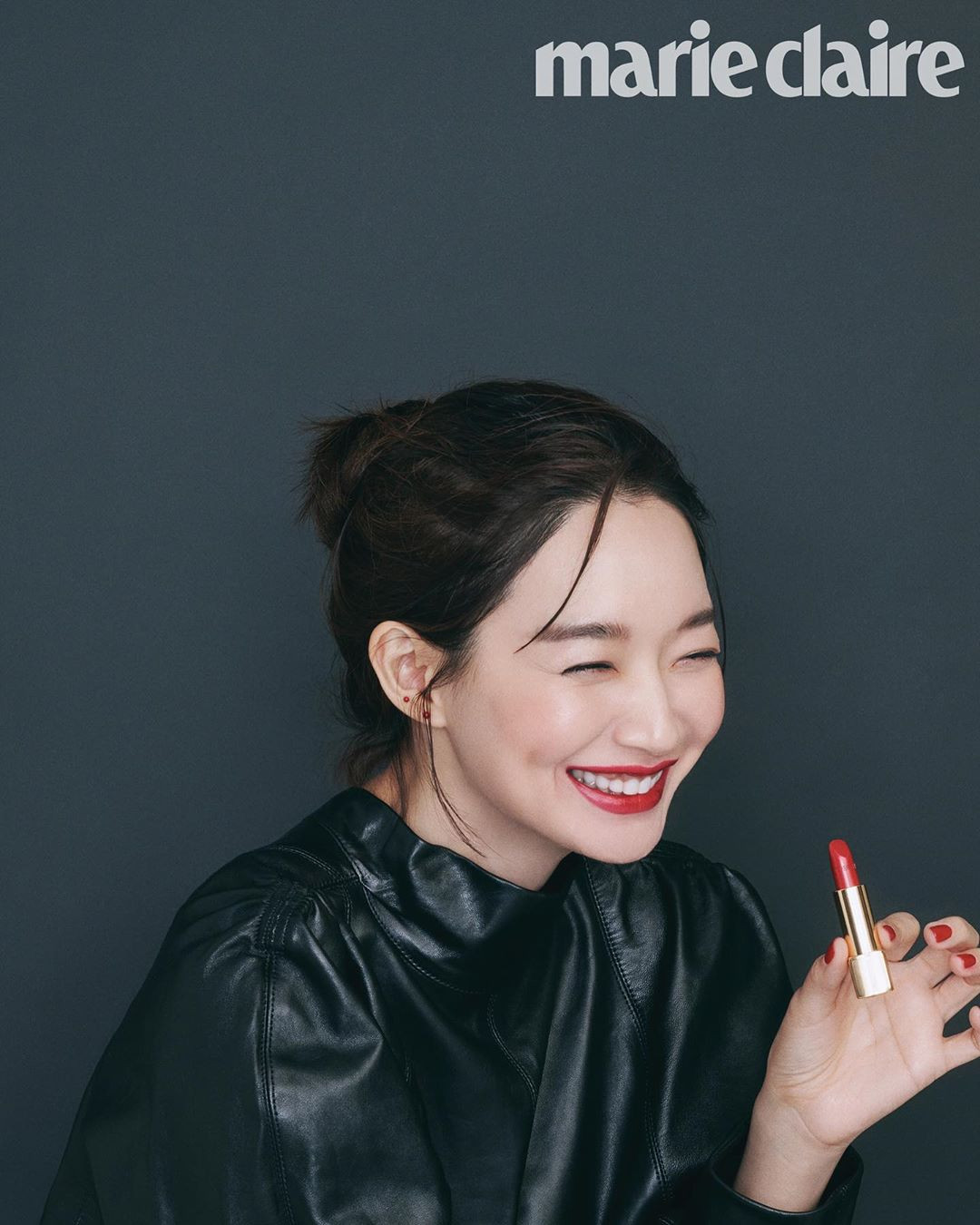 Nhan sắc không tuổi của 'hồ ly 9 đuôi' xứ Hàn Shin Min Ah ảnh 2