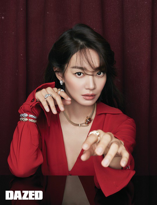 Nhan sắc không tuổi của 'hồ ly 9 đuôi' xứ Hàn Shin Min Ah ảnh 11