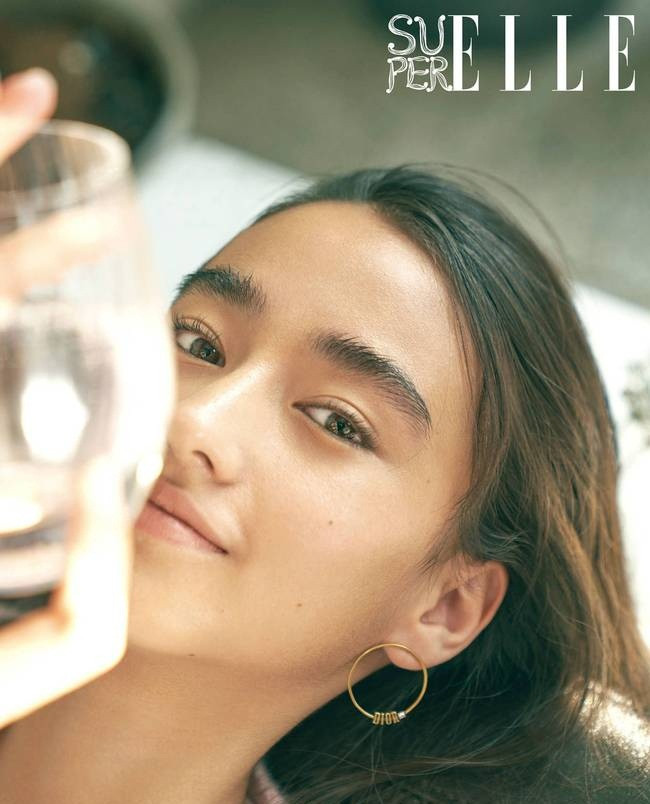 Vẻ đẹp trong veo như trăng rằm của hot girl 16 tuổi đóng Diệp Vấn 4 ảnh 17