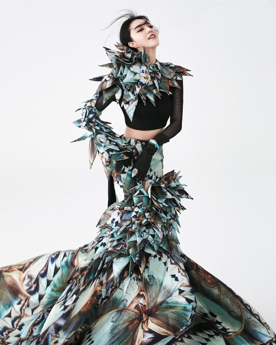 Phạm Băng Băng đẹp như nàng tiên trên Bazaar Việt Nam ảnh 8