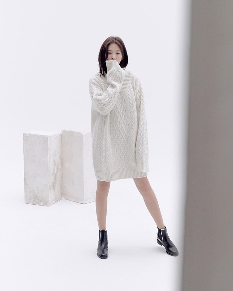 Gần tứ tuần, Song Hye Kyo vẫn xinh đẹp nền nã 'đốn tim' fan ảnh 10