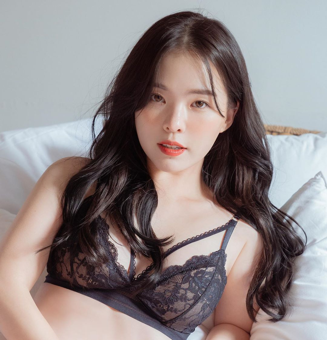 Thiên thần 9x xứ Hàn xinh như mộng đón Giáng sinh ảnh 17