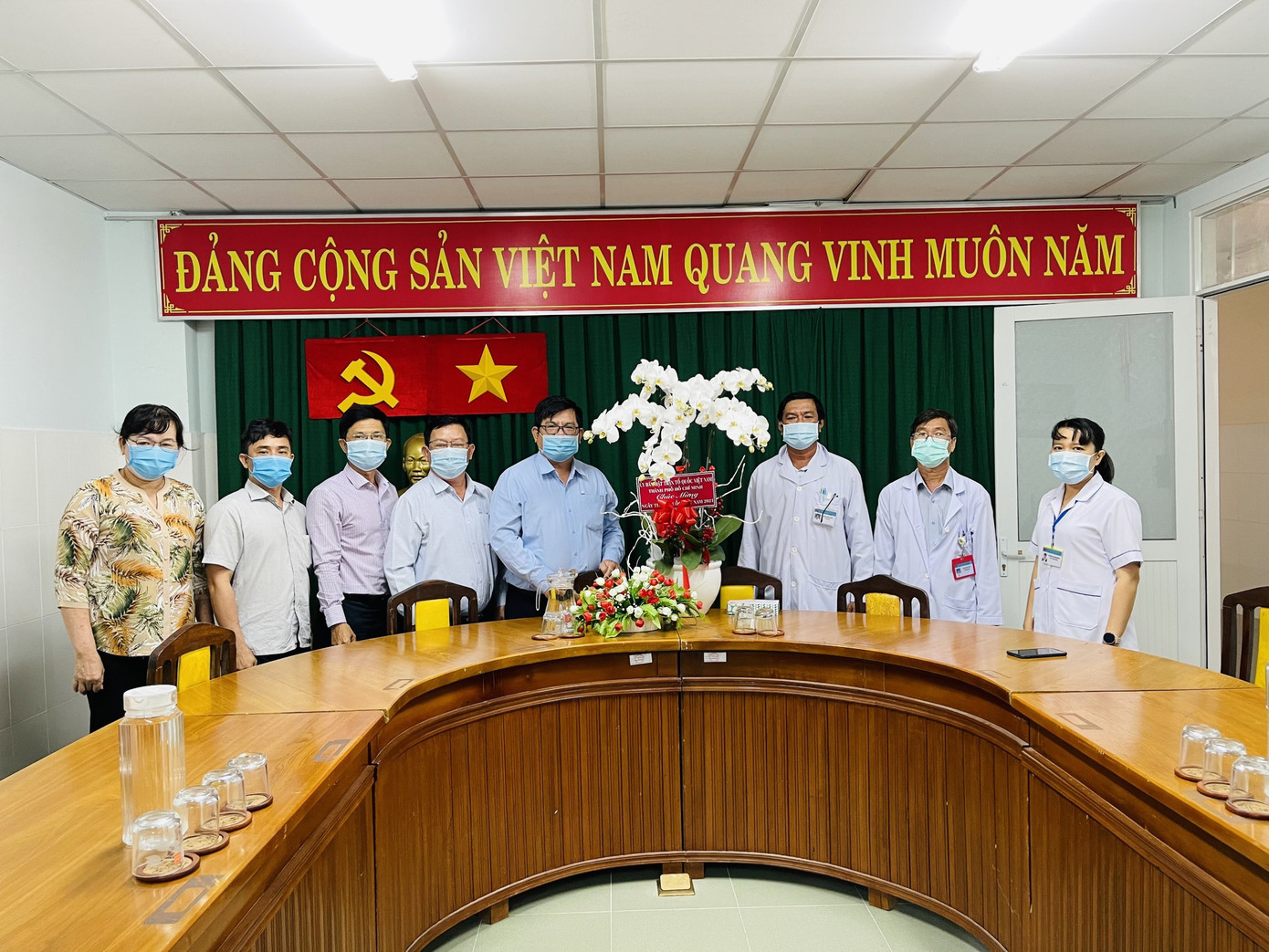 TPHCM hỗ trợ 2 tỷ đồng giúp tỉnh Hải Dương chống dịch ảnh 1