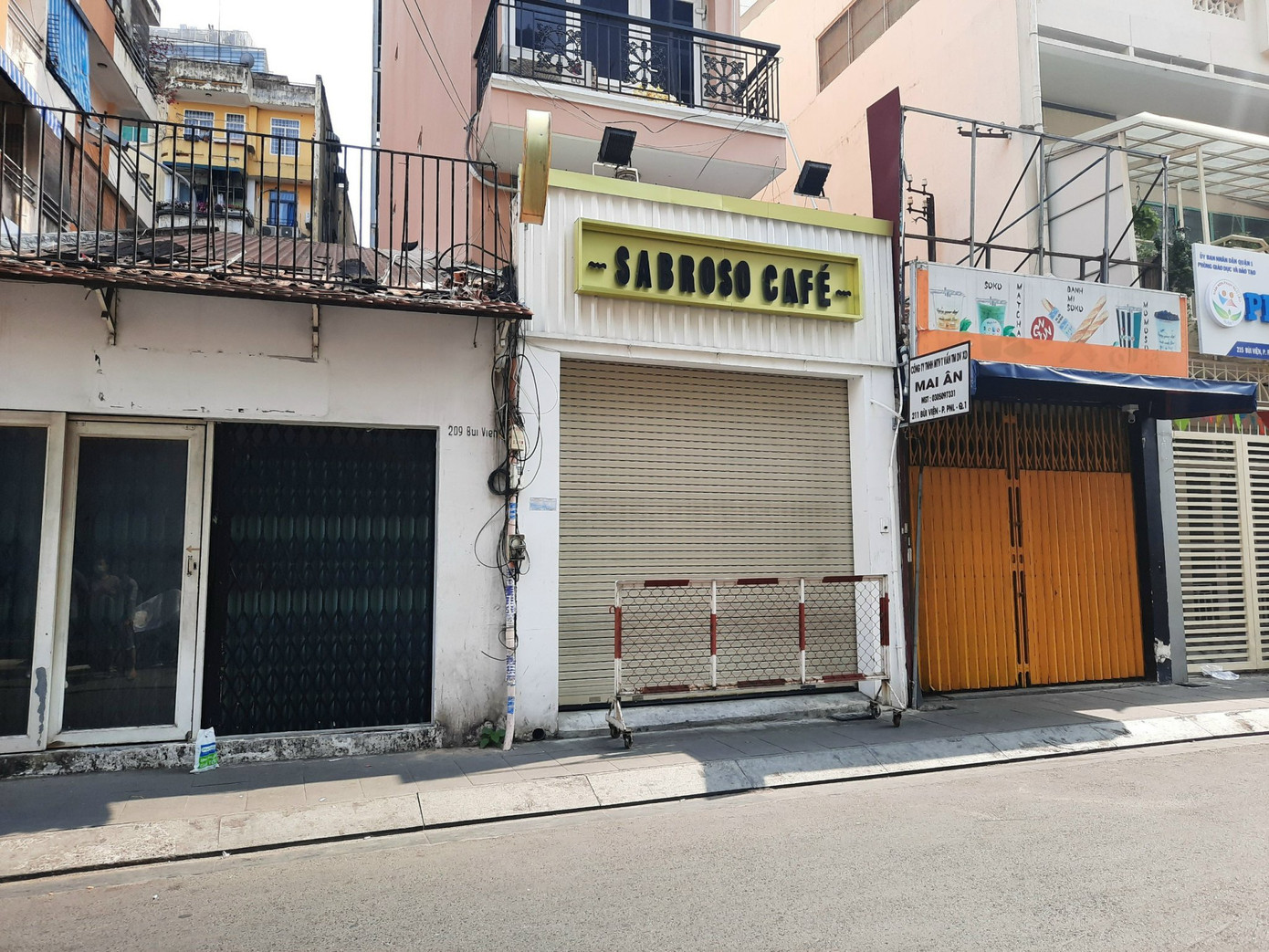 Phong toả quán cà phê trên phố Bùi Viện liên quan ca mắc COVID -19 ảnh 3