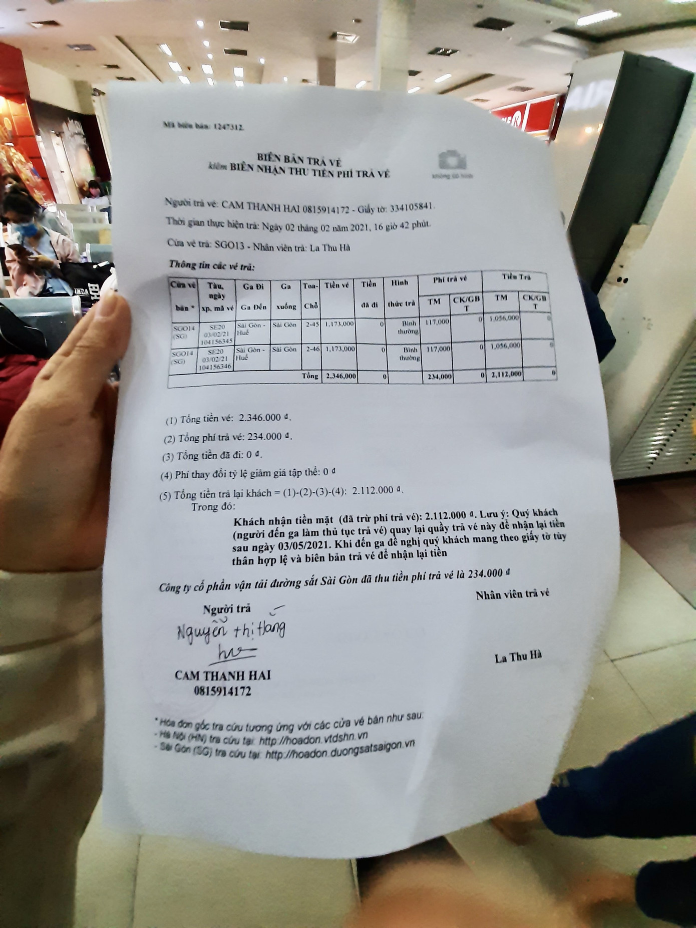 Cận cảnh người dân đi trả vé tàu về Tết ở ga Sài Gòn ảnh 7