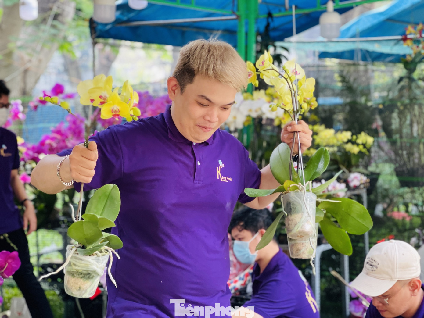 Chợ hoa lớn nhất Sài Gòn vắng khách ngày cận Tết ảnh 6