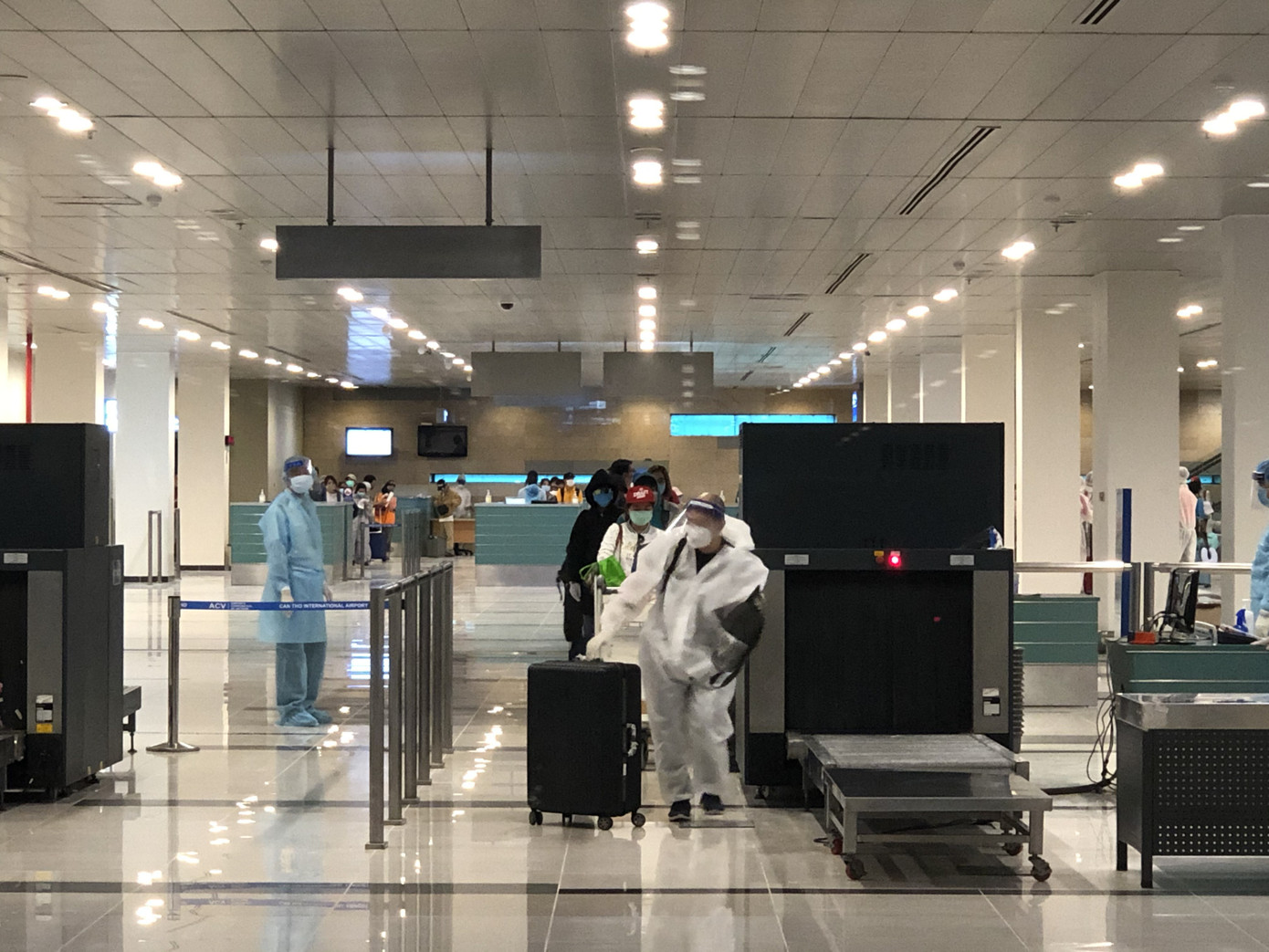 Đón 105 người Việt ở Indonesia về nước ảnh 2