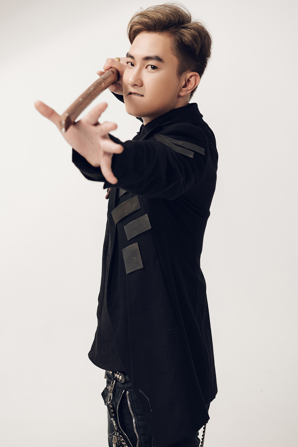 Diễn viên Phạm Anh Tuấn chính thức comeback sau một năm vắng bóng ảnh 1