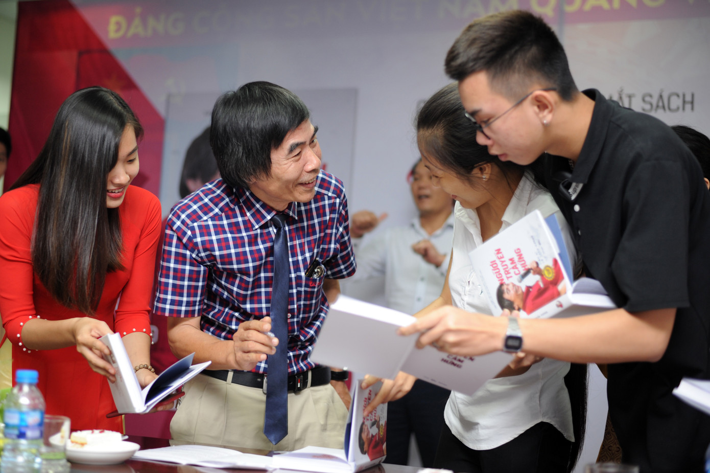 Mời các bạn sinh viên tham gia cuộc thi Đại sứ Văn hoá đọc 2020 ảnh 2