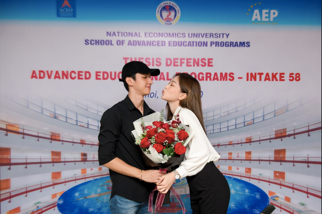 Á hậu Phương Nga đạt điểm luận án tốt nghiệp 9.3 ảnh 1