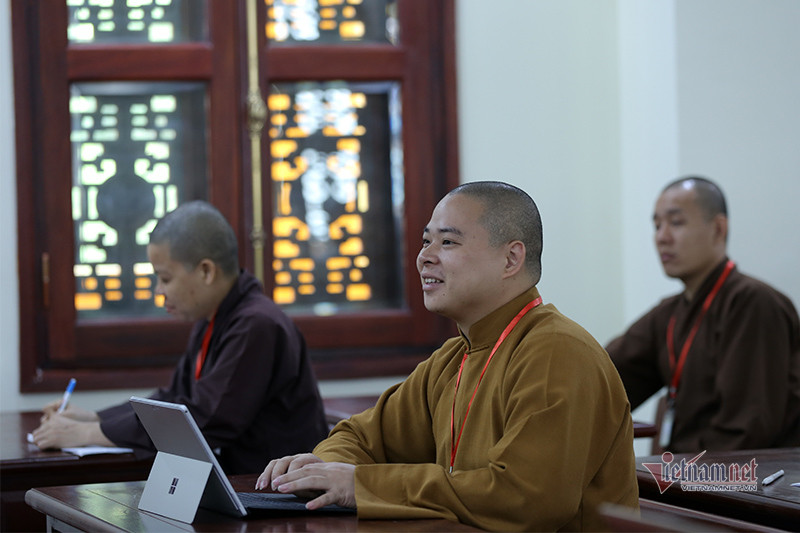 Ngôi trường bắt đầu học từ 4h30 sáng và kéo dài tới đêm muộn ảnh 5