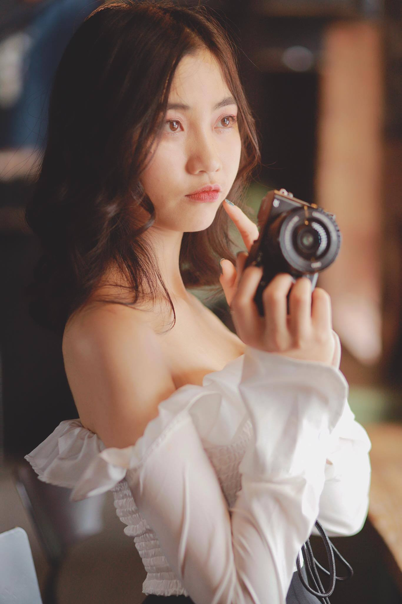 Hot girl sử dụng mạng xã hội để tạo tên tuổi ảnh 2