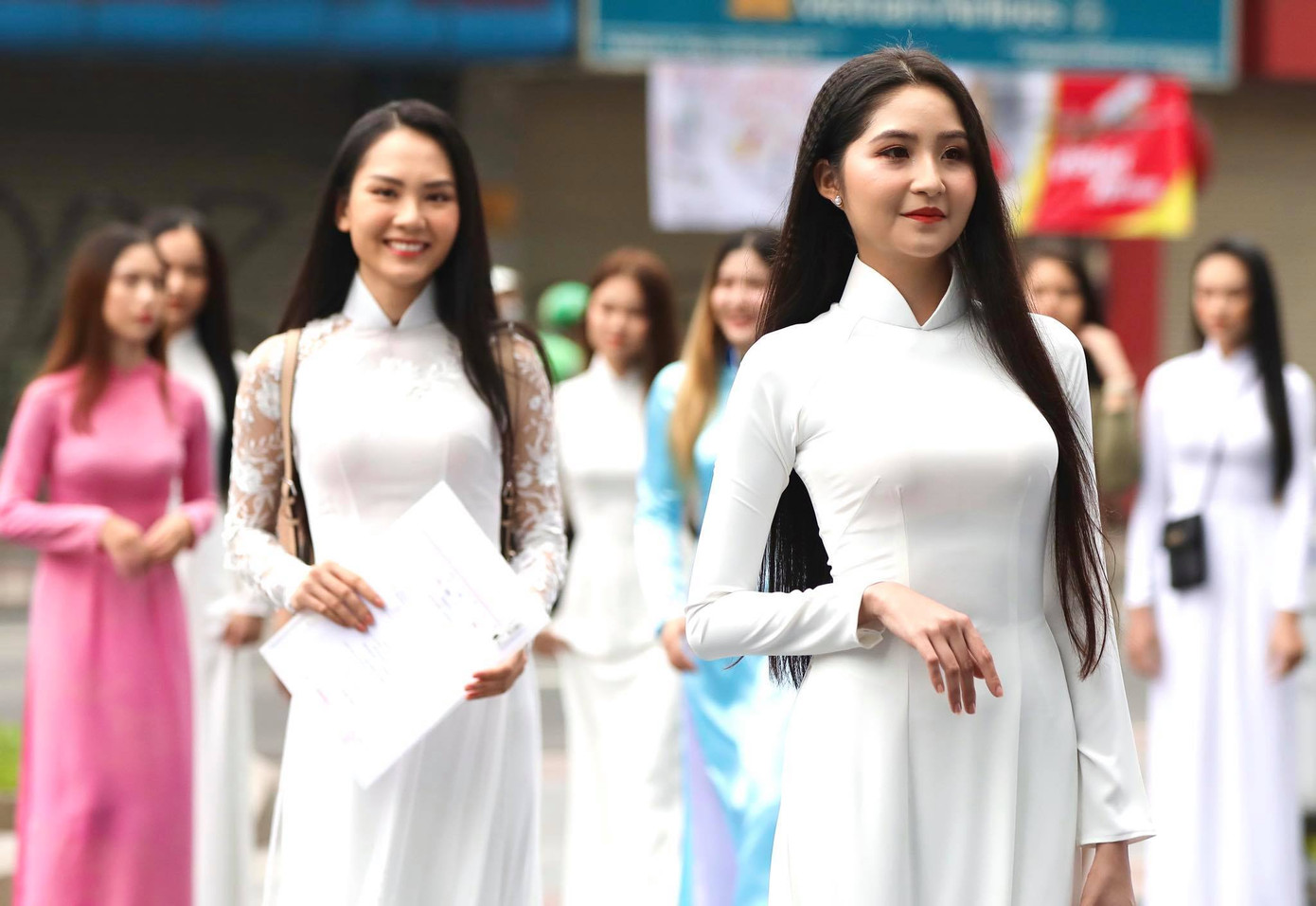 Tâm sự của những người mẹ chờ con dự vòng Sơ khảo Hoa hậu Việt Nam năm 2020 ảnh 4