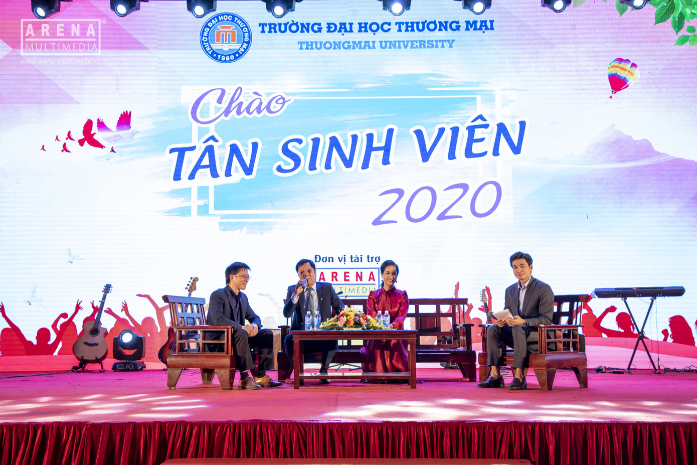 NSND Lan Hương và NSND Trọng Trinh bị tân sinh viên “chất vấn” về tình yêu ảnh 4